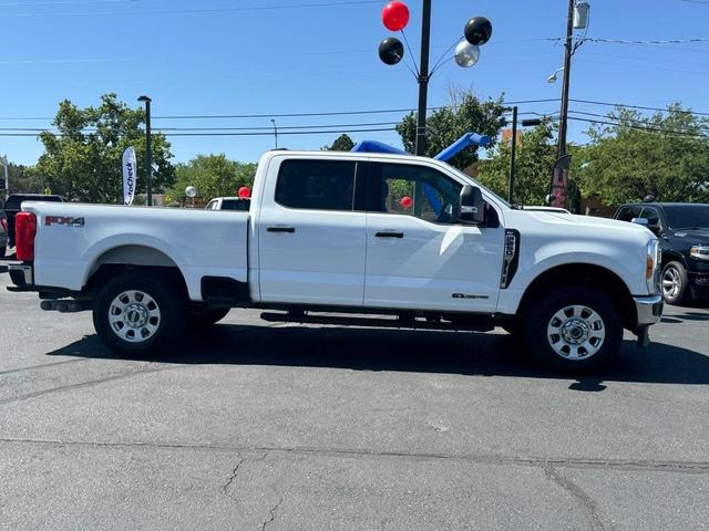 2023 ford f-250 xlt