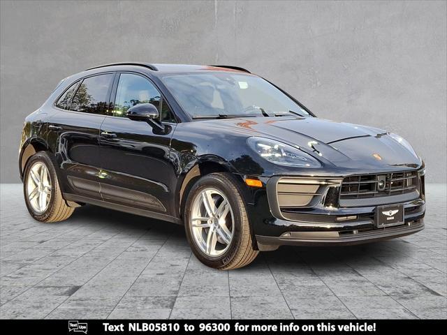 2022 porsche macan base