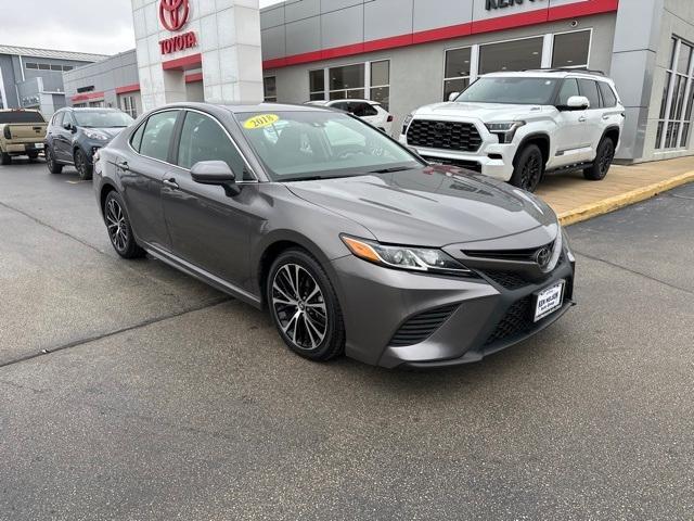 2018 toyota camry se