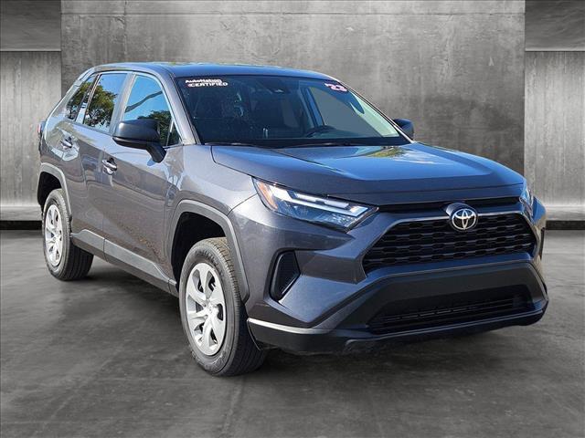2023 toyota rav4 le