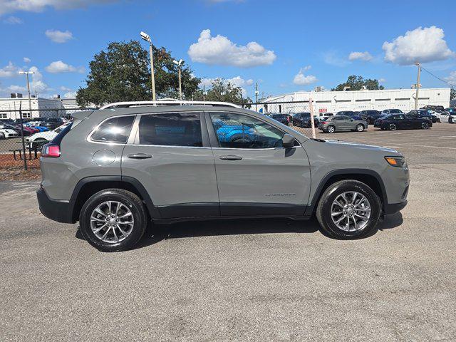 2020 jeep cherokee latitude plus