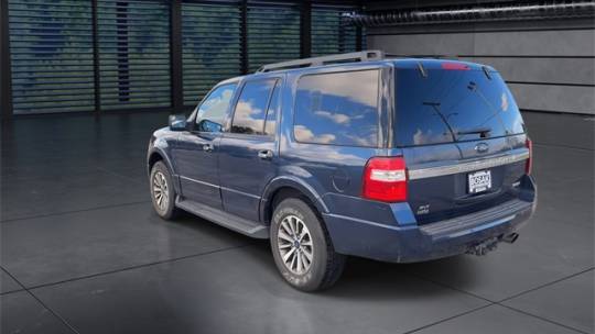 2017 ford expedition xlt
