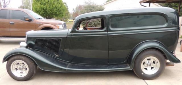 1934 ford sedan almost complete