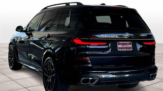 2025 BMW X7