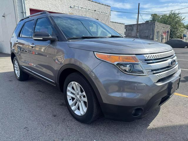 2014 ford explorer xlt
