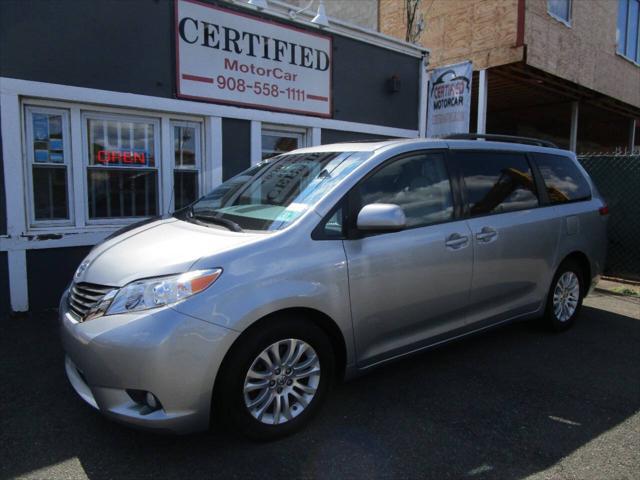 2014 toyota sienna xle