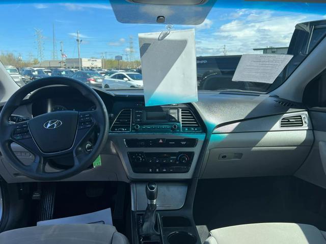 2017 hyundai sonata se