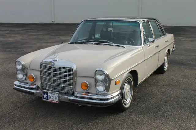 1972 mercedes 280se 2 owner very original