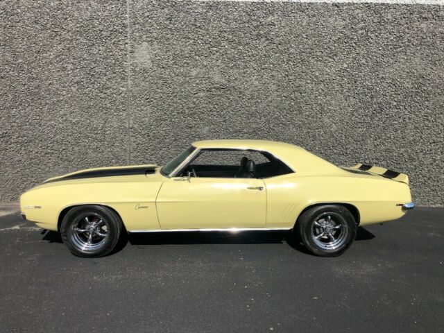 1969 camaro 4 speed new paint and interior!