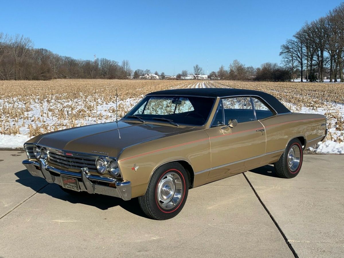 1967 chevrolet chevelle malibu grenada gold w/4 speed manual transmission
