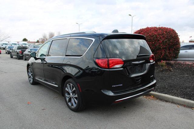 2017 chrysler pacifica limited