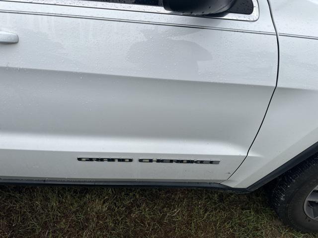 2018 jeep grand cherokee laredo e