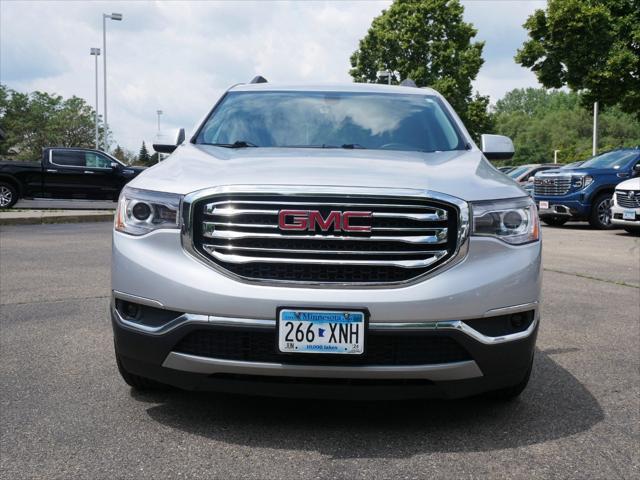 2017 gmc acadia slt-1