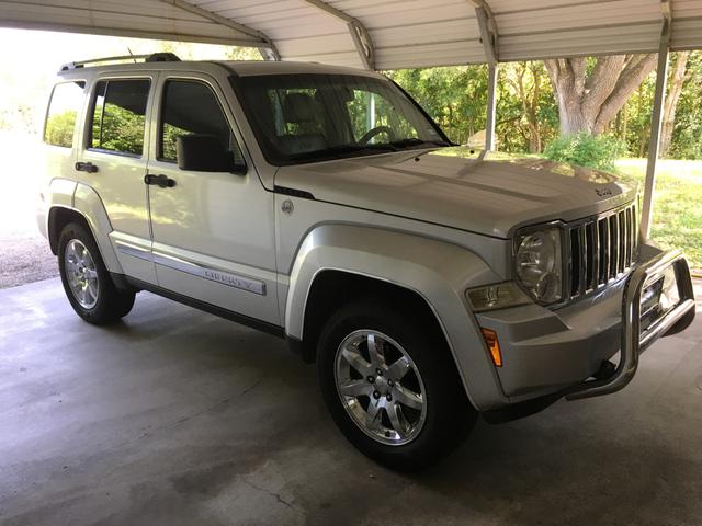 2010 jeep liberty limited