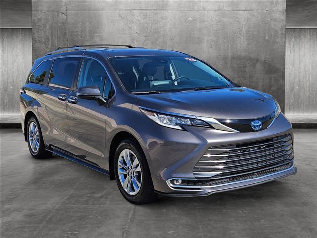 2022 toyota sienna limited