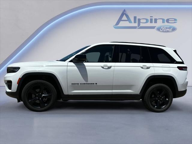 2023 jeep grand cherokee altitude