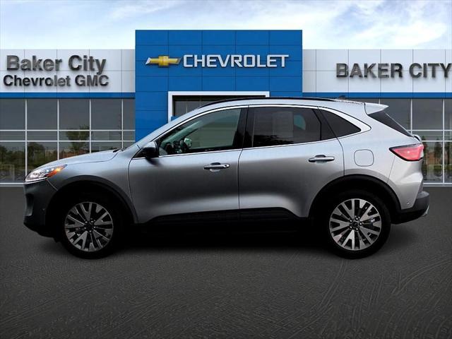2021 ford escape titanium