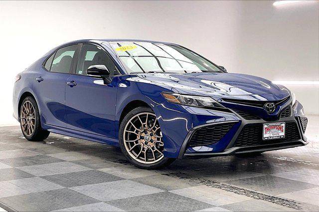 2023 toyota camry se