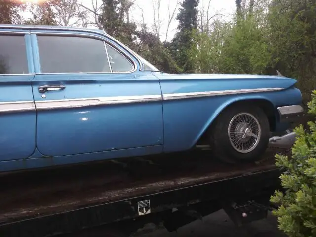 1961 chevrolet 4d impala