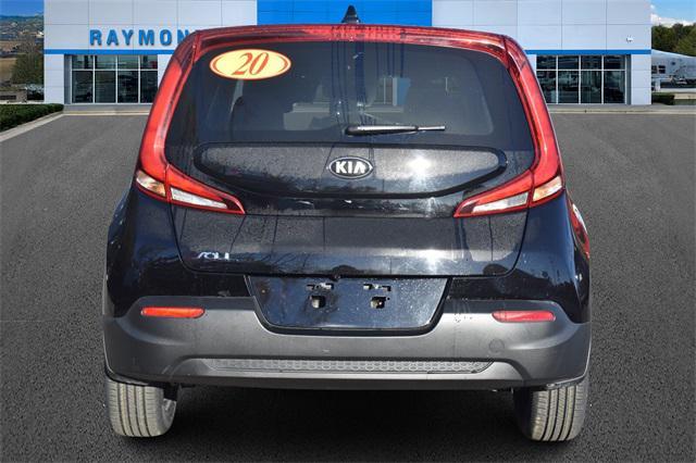 2020 kia soul lx