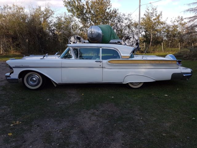 1957 monarch turnpike cruiser * 2 door *