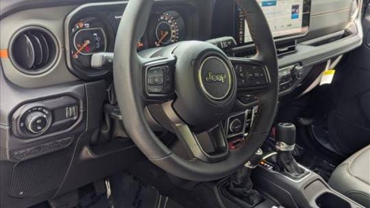 2024 Jeep Gladiator