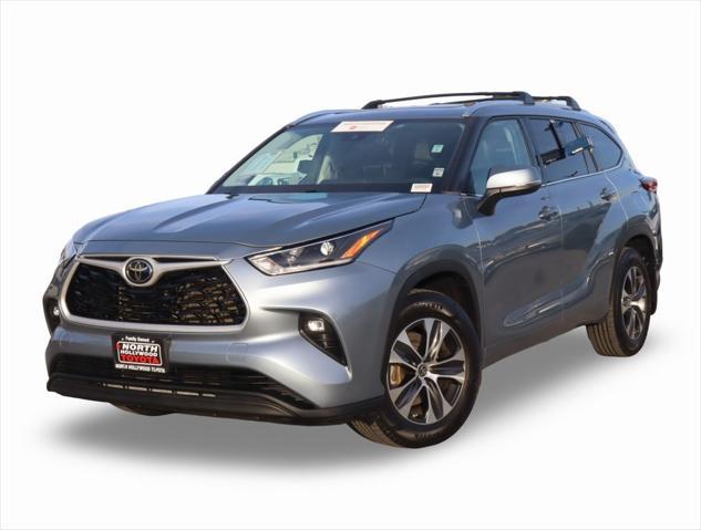 2021 toyota highlander xle