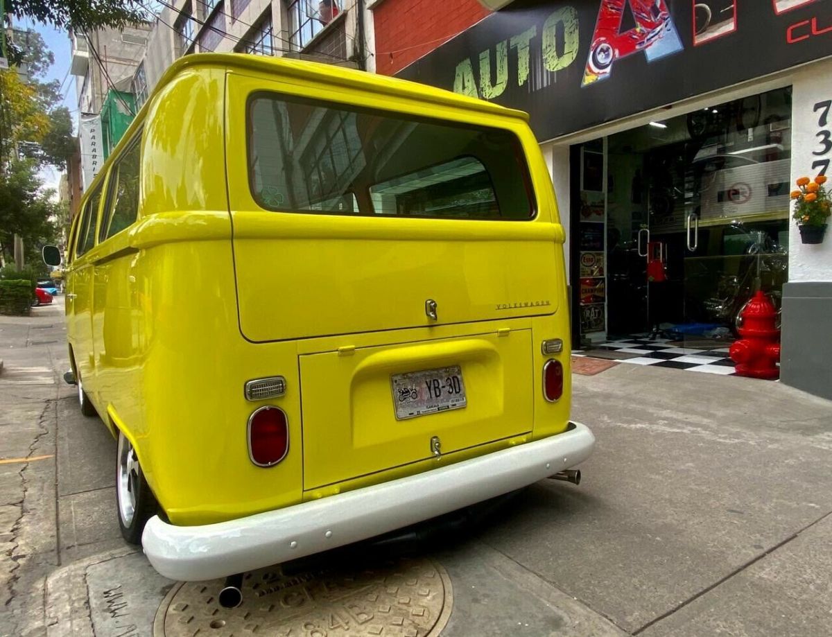 1970 volkswagen bus van yellow