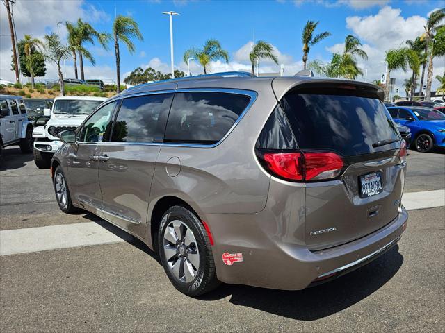 2018 chrysler pacifica hybrid limited