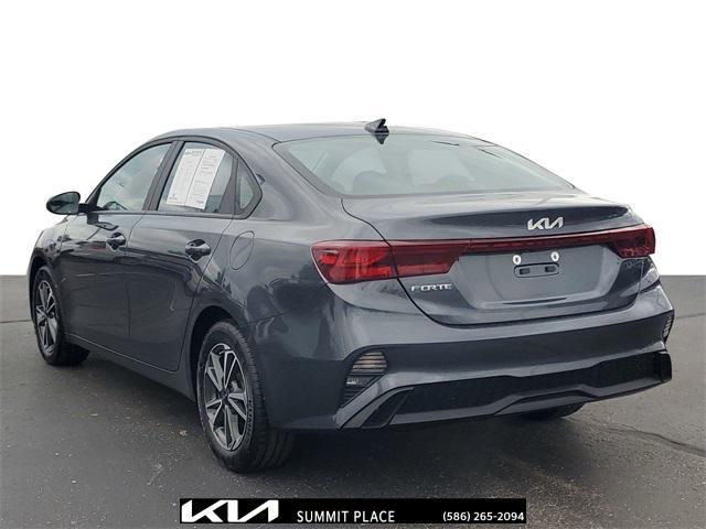 2022 kia forte lxs