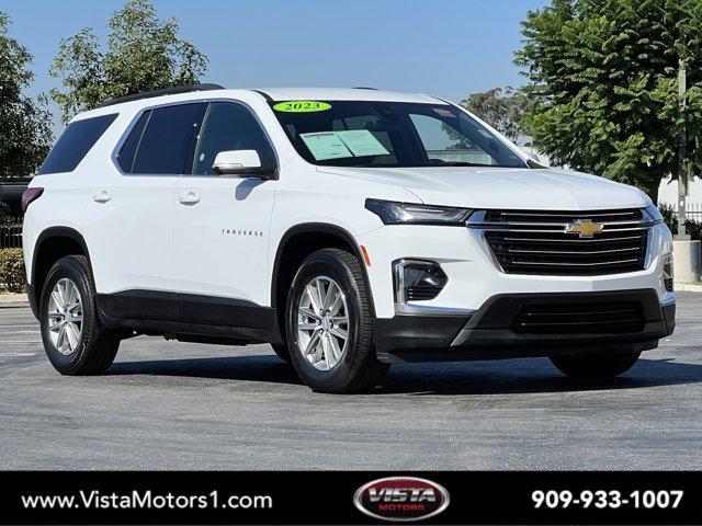 2023 chevrolet traverse lt cloth
