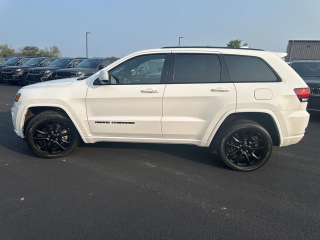 2021 jeep grand cherokee laredo x