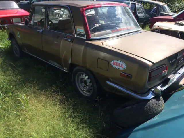 alfa romeo berlina 2000 needs restoration good title, no reserve