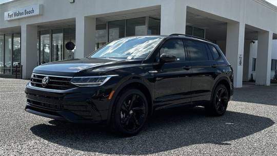 2024 Volkswagen Tiguan se r-line black