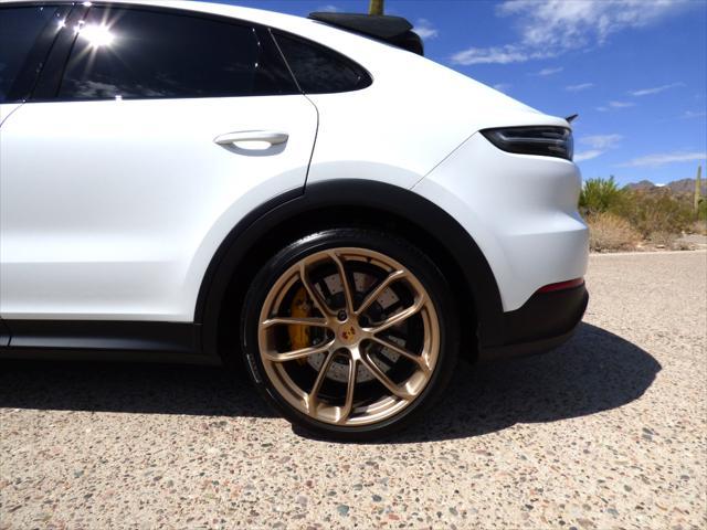2022 porsche cayenne turbo