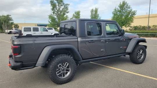2024 Jeep Gladiator