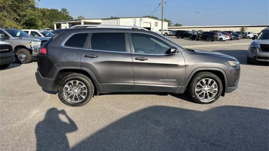 2020 Jeep Cherokee latitude plus