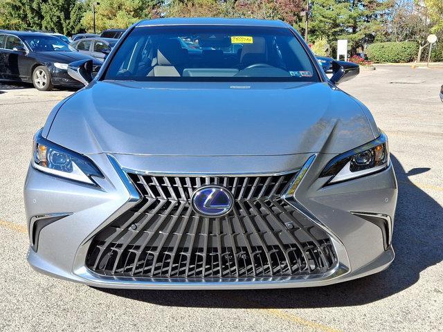 2022 lexus es 300h es 300h luxury
