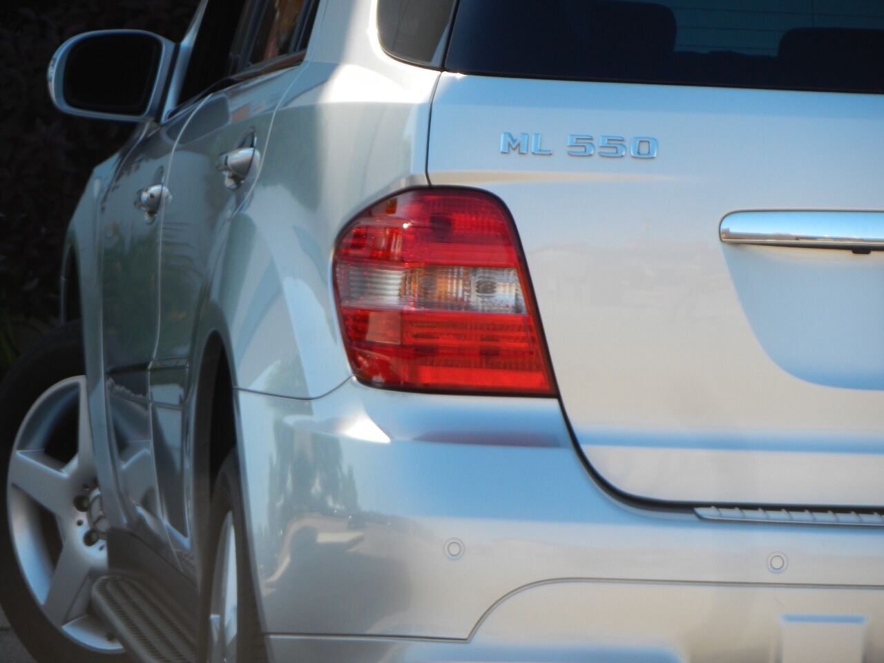2008 mercedes-benz m-class ml 550 awd 4matic 4dr suv