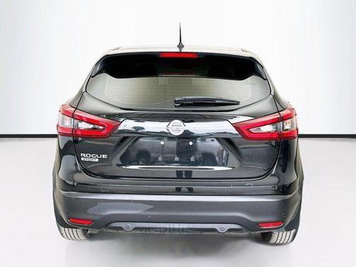 2022 nissan rogue sport