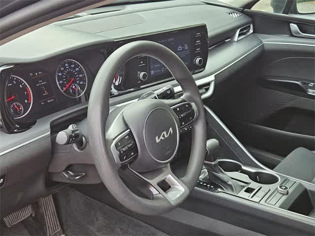 2022 kia k5 lxs