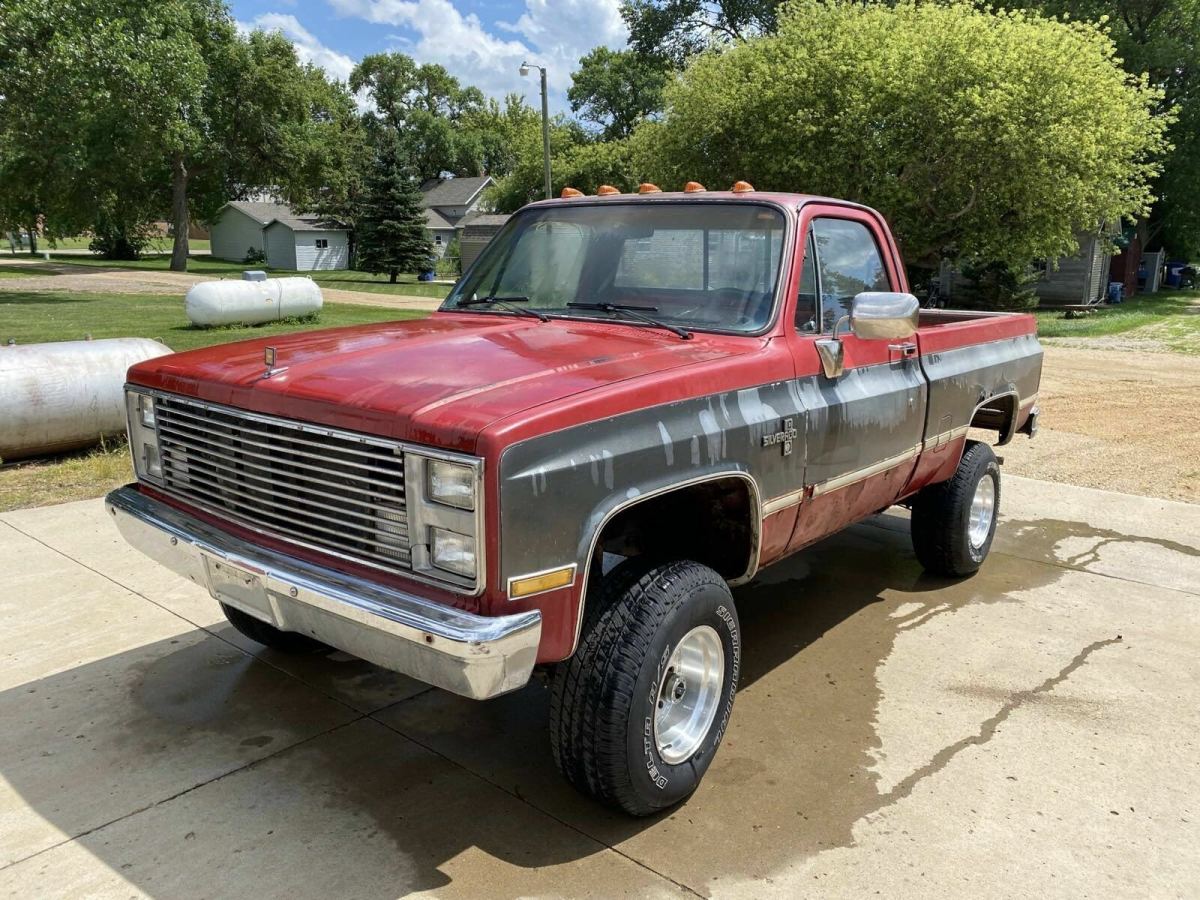 1985 chevrolet k10 silverado 0 red pickup 8 cyl, automatic