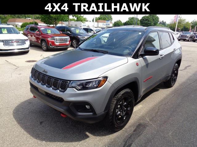 2023 jeep compass trailhawk