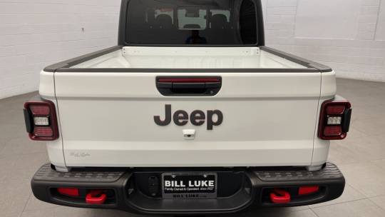 2024 Jeep Gladiator