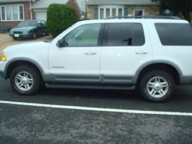 2003 ford explorer xlt,,4x4 in philadelphia, pa
