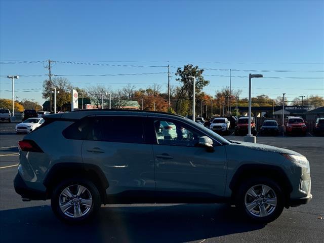 2023 toyota rav4 xle