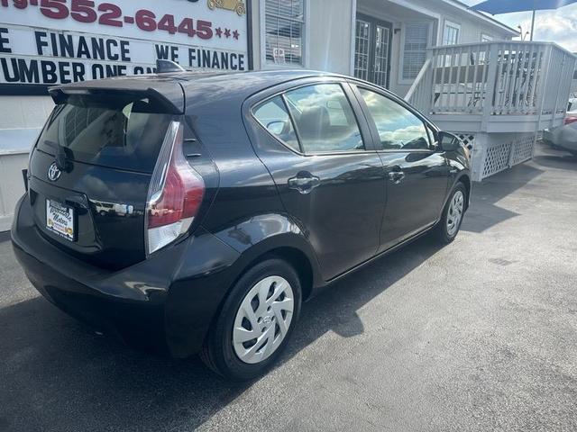 2016 toyota prius c four
