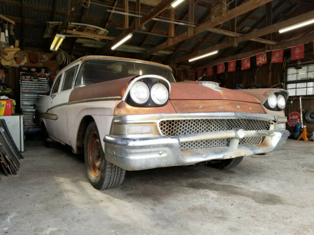 1958 ford custom 300 2 door coupe 332 fe v8, 3 speed auto, runs and drives