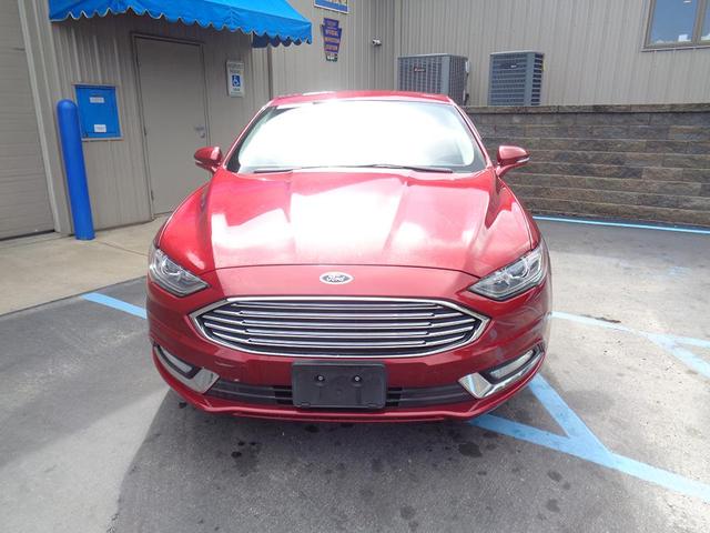 2017 ford fusion se