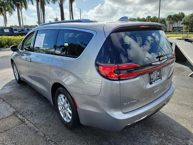 2021 chrysler pacifica touring l